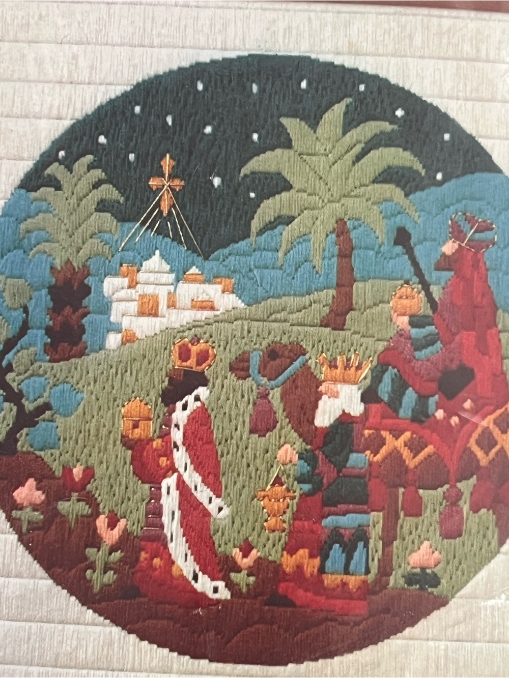 Bernat Holiday Quickstitch Crewel Embroidery Kit "Three Kings"  125b Christmas